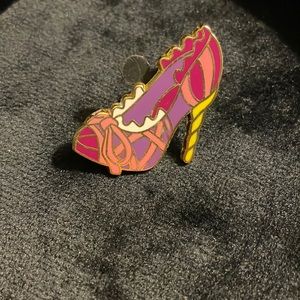 Rapunzel Disney trading pin